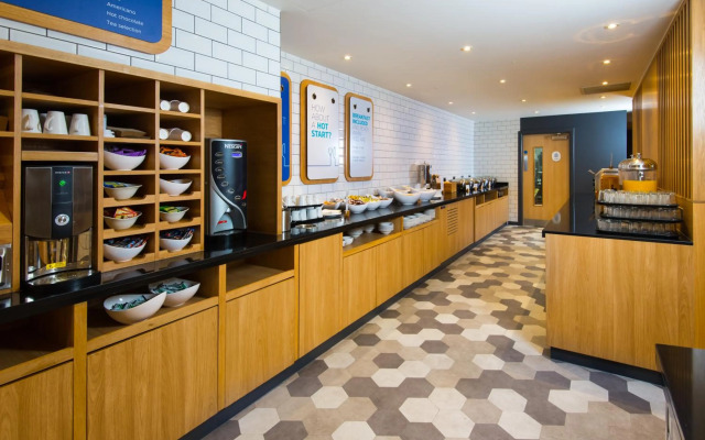 Holiday Inn Express London Hammersmith by IHG