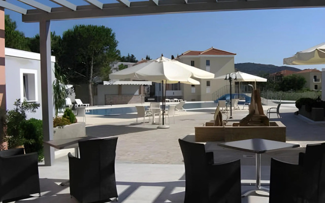 Theofilos Classic Hotel