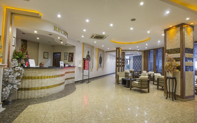 Kleopatra Ada Beach Hotel