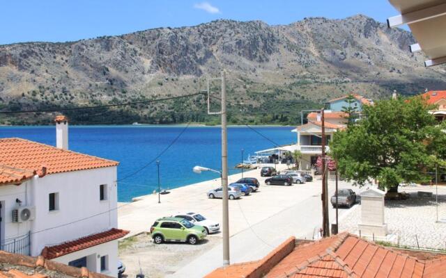 Asteri Apartments Mytikas 2-Bedroom Penthouse 360 Views