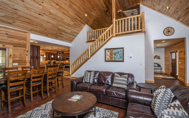 Rockledge Manor 4 Bedroom House