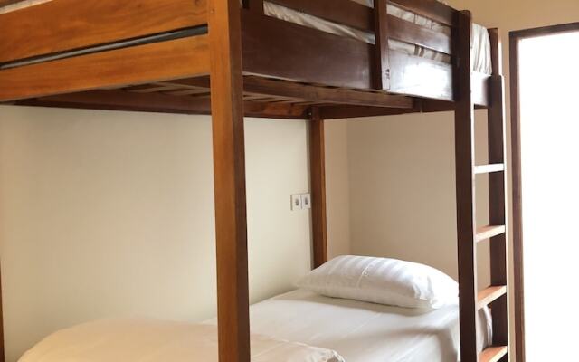 Roots Hotel Trawangan