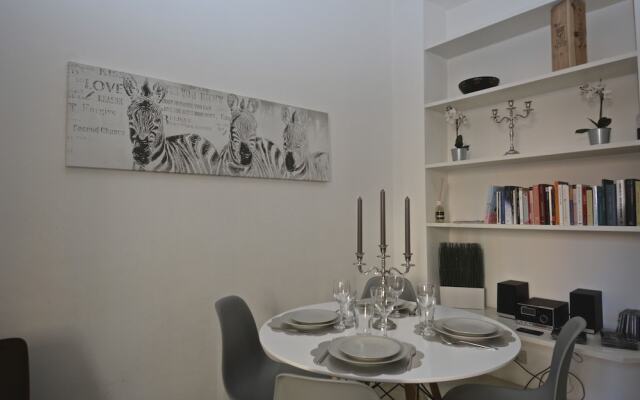 House & The City - Vatican Apartments