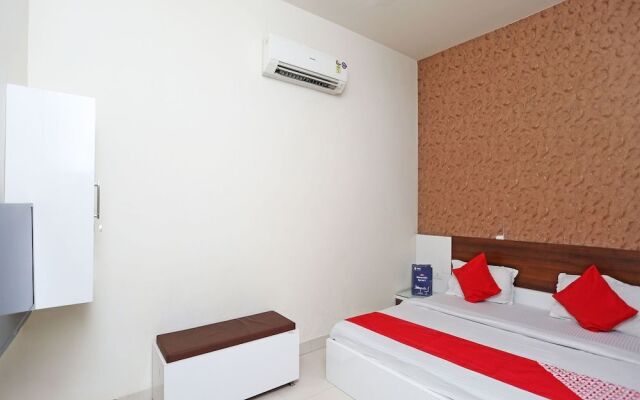 OYO 17280 Hotel Shivaay