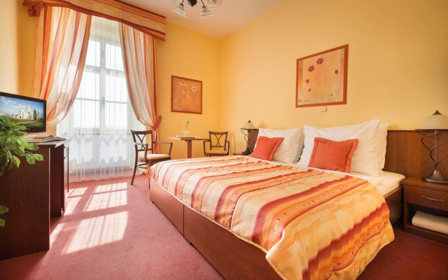 Hotel Podhrad