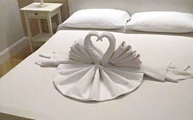 B&B Garibaldi Station