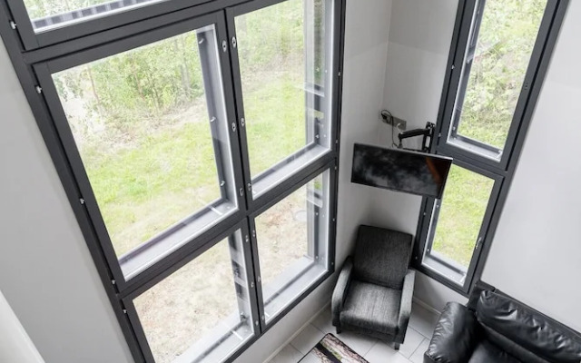 Peaceful 2BR Getaway Cabin at Riihivuori