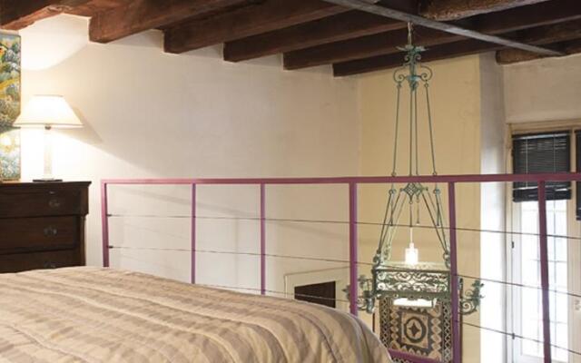 Navigli Darsena Apartment