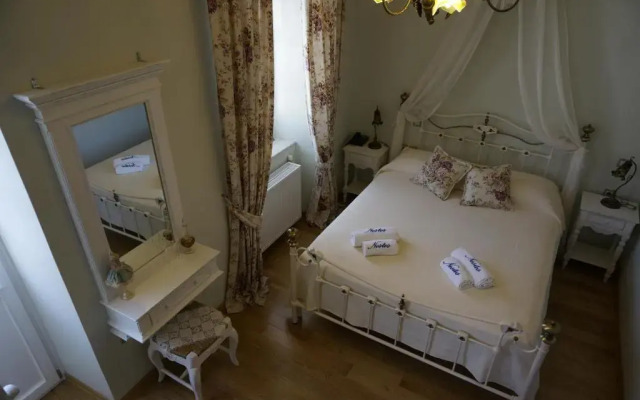 Nostos Hotel