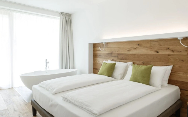 Alea Garda Lake Suite