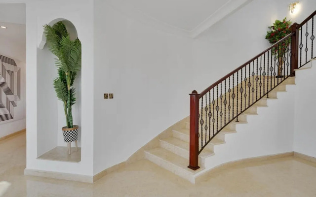 5 Villa w Private Pool Beach on Palm Jumeirah