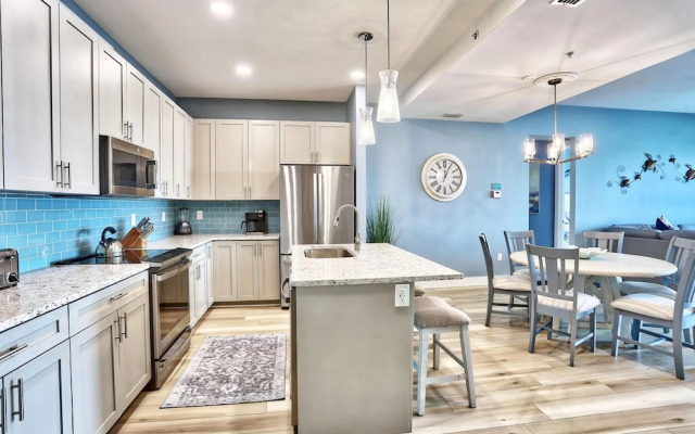 The Harbor Condo 411 - Premier