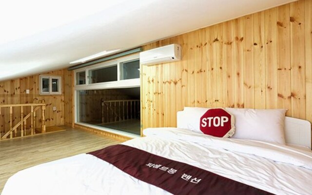 Yeosu Pierre Mont Pension