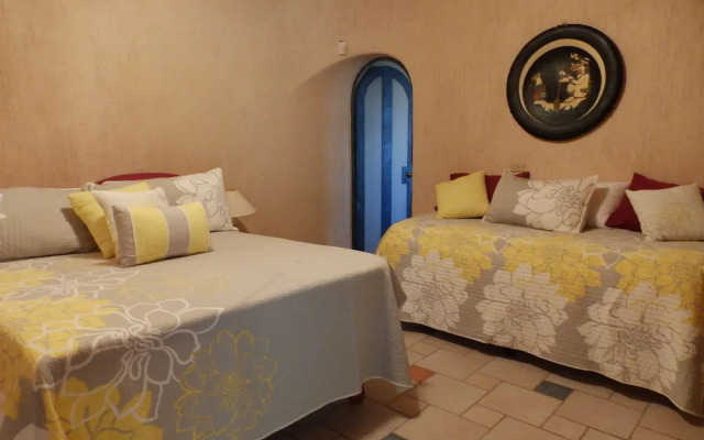 Casa Kootenay Waterfront BnB