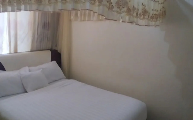 Golden Apartments Bukoto