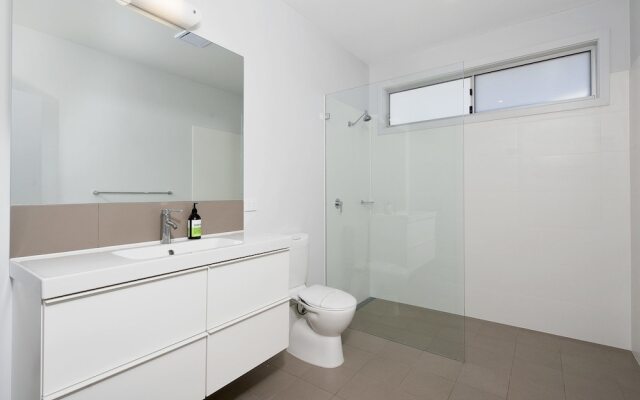 Ocean Views, 41A Ocean Avenue