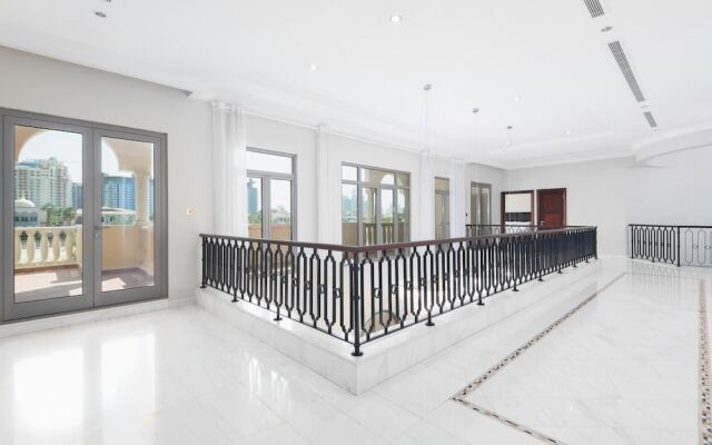 Private Pool Beach Access Villa w Cinematic Vws