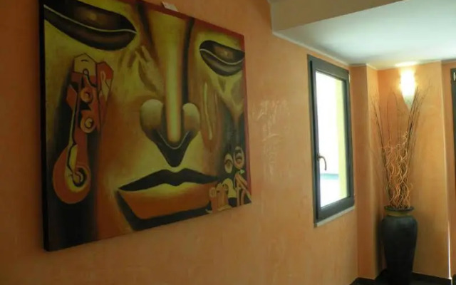 Manhattan Village Hotel