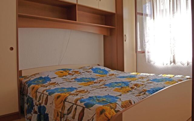 Apartments Janja Postira