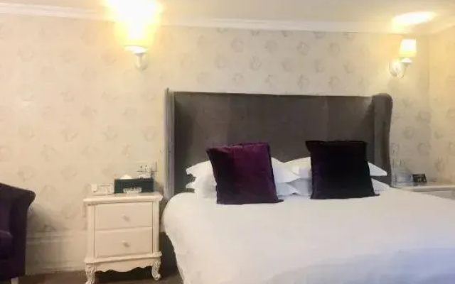 Gelin Luoman Fengqing Hotel
