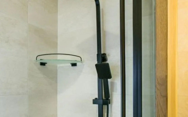 Apartments on Tavrichesky street 7 building 6