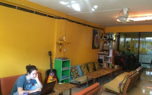 The Living Place 2 - Hostel