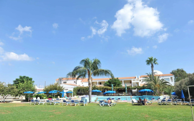 Captain Karas Holiday Apartments