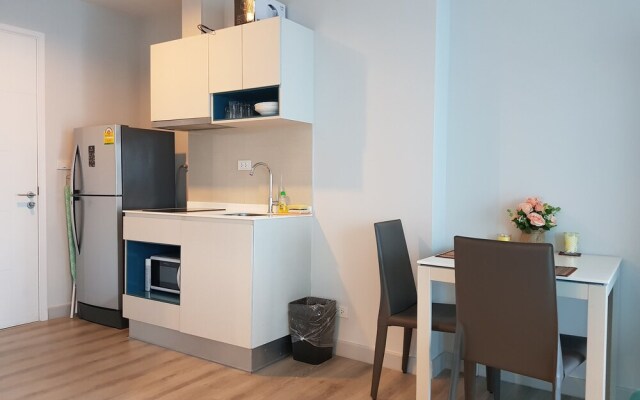 2BR Centric Sea 843 by Pattaya Holiday