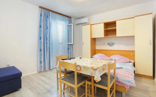 Studio Tucepi 6695c