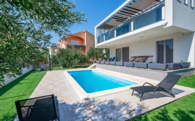 Exclusive Retreat With Private Pool in Novalja