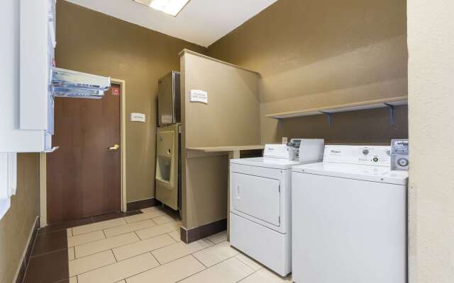 Quality Suites