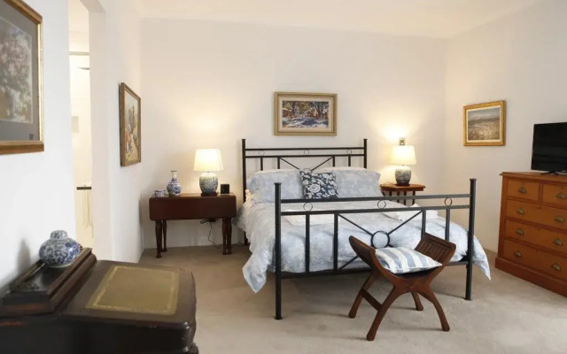 Samsons Bed and Breakfast