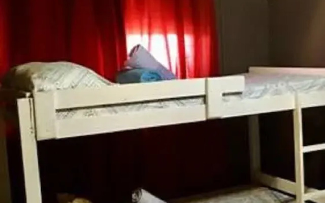 Taro Hometel - Hostel