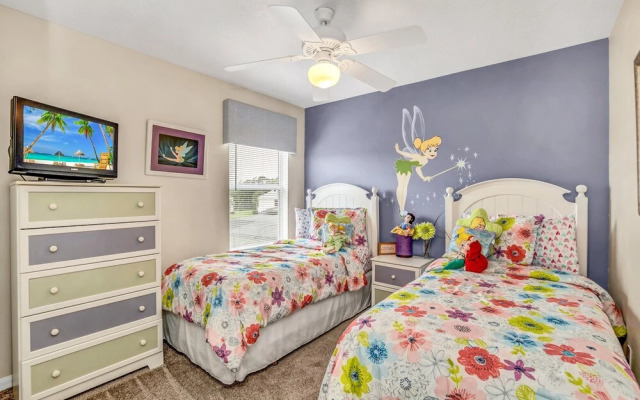 2615 Emerald Island