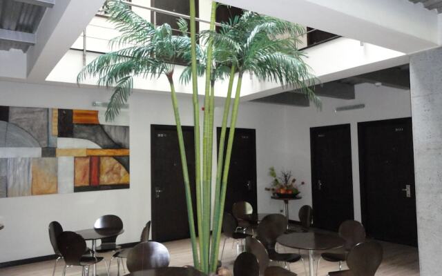 Hábitat Suites Hotel