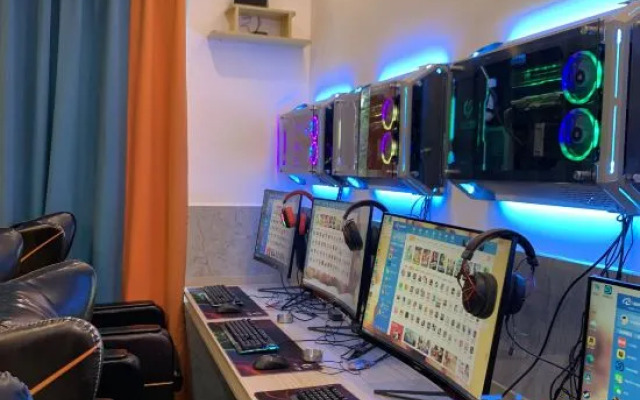 Solaka E-sports Hotel