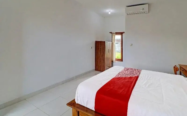 Oyo 91717 7 L Homestay
