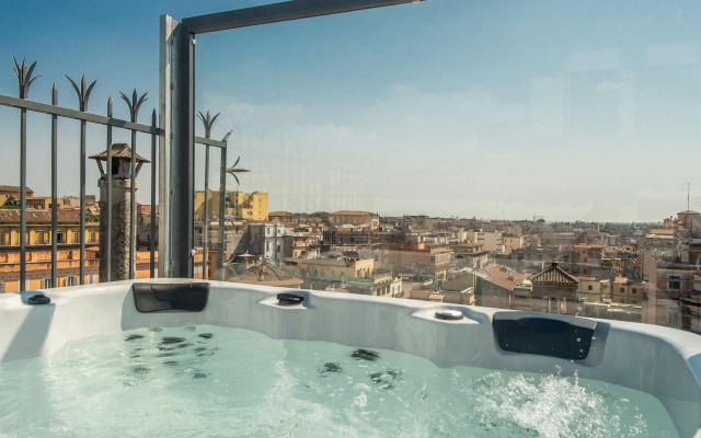 Hotel 77 Seventy-Seven