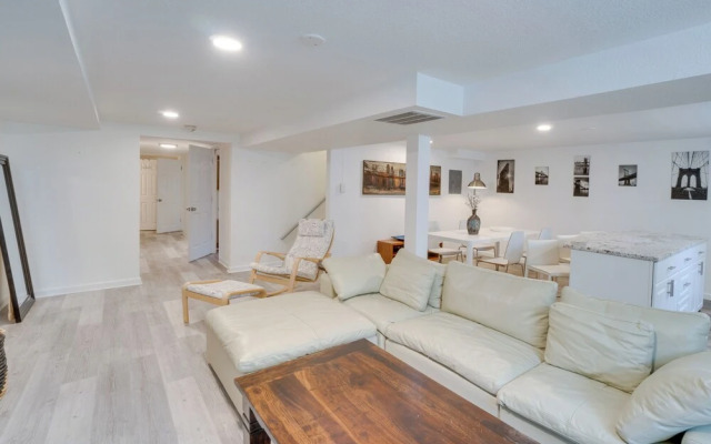 Sleek & Central Centennial Apartment w/ Fireplace!