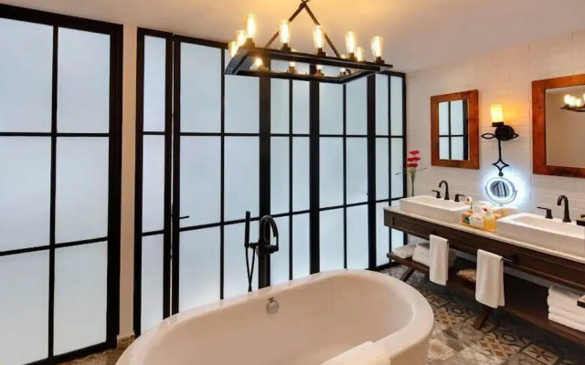 2BD Hacienda Encantada Vista Suite