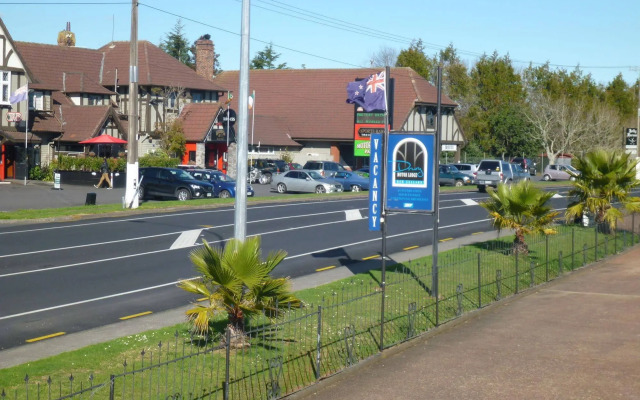 Drury Motor Lodge