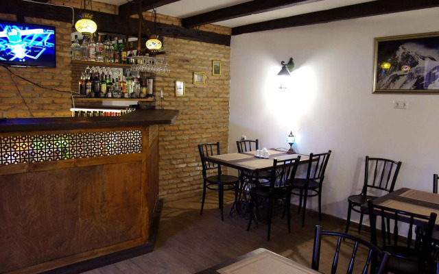 Shalimar Hotel