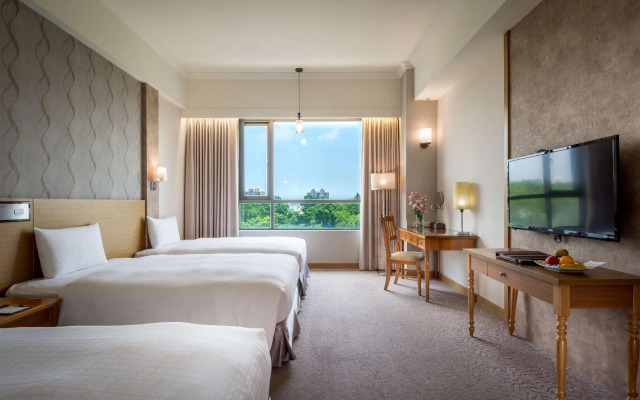 Royal Chiayi Hotel