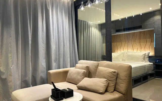 1BR with Rooftop Pool & Gym  C191