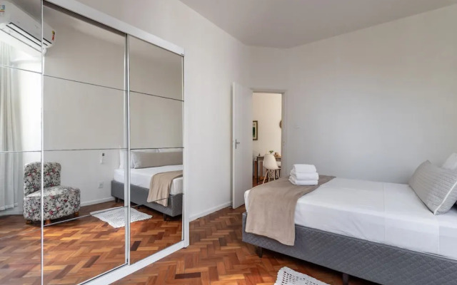 3 Minutes From Leme Beach Gs501