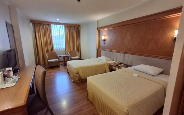 Mutiara Merdeka Hotel – Guest Rooms – Pekanbaru