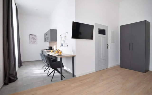 Zentrale Apartments I home2share