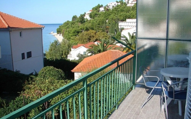 Eddie - 80m From the sea - A1