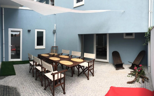 Blue Twenty Two - Espinho / Oporto Beach