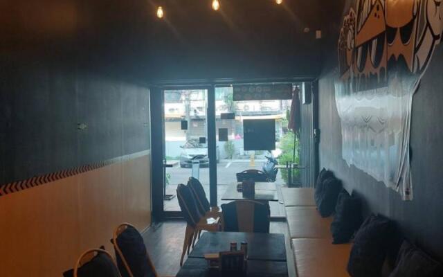 V Check Inn Sukhumvit 22